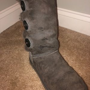 Grey tall uggs